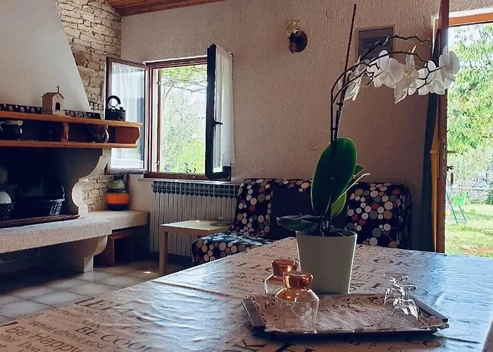 Benassi Πόρετς