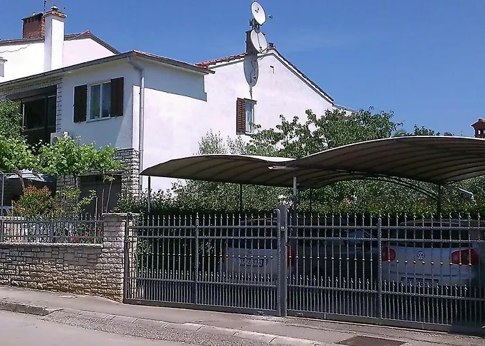 Διαμέρισμα Benassi Πόρετς